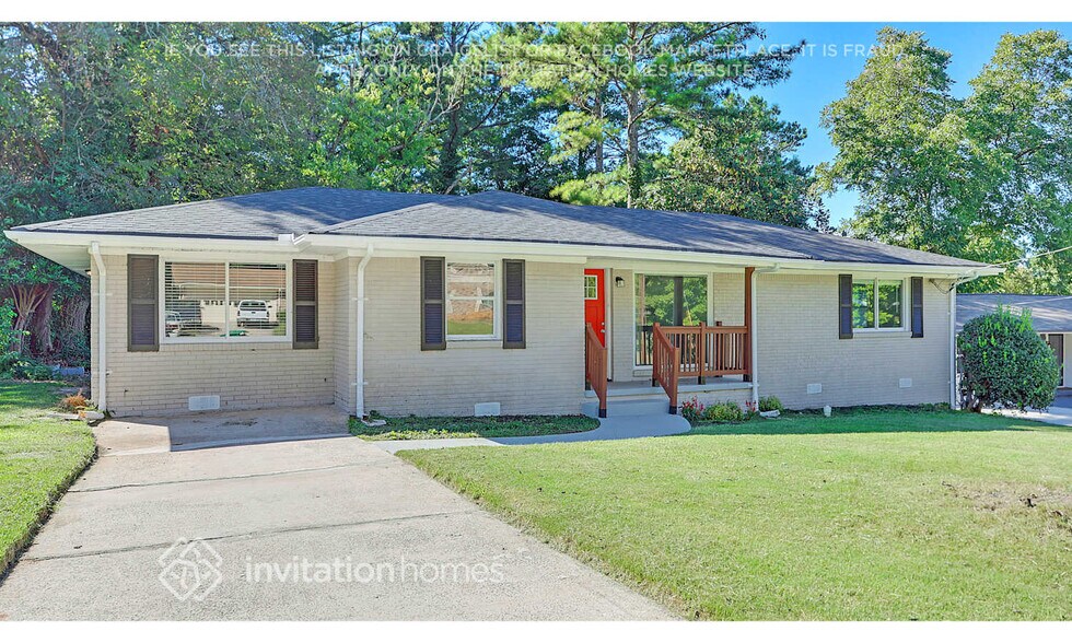 Building Photo - 2434 Shamrock Dr