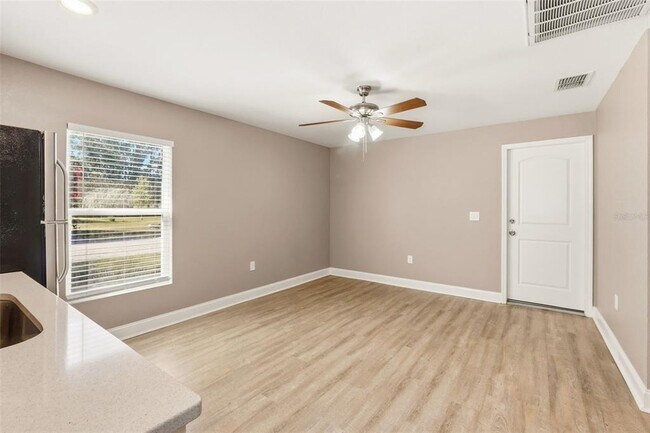 Building Photo - 4222 Deeson Rd