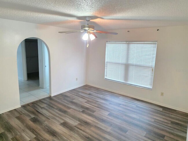 Building Photo - 1055 Elizabeth Ridge Ct