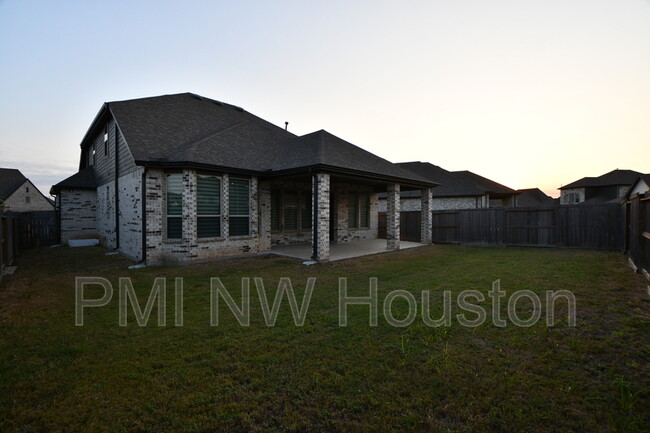 Building Photo - 29914 Violet Crest Ct