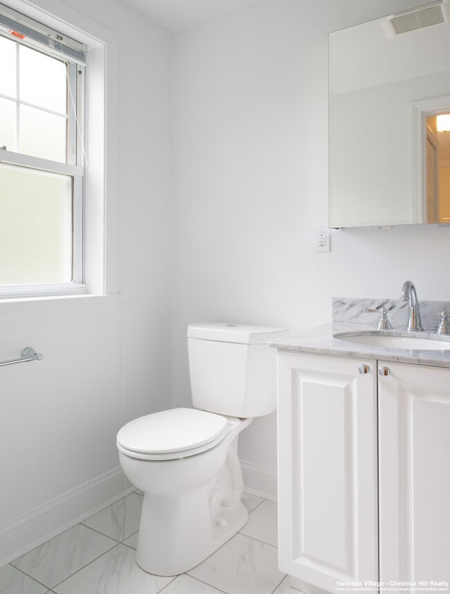 Building Photo - 49 Thornton Rd