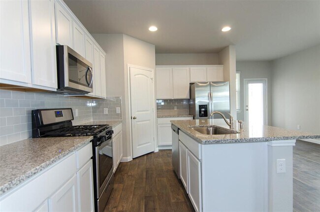 Building Photo - 392 Fall Aster Dr