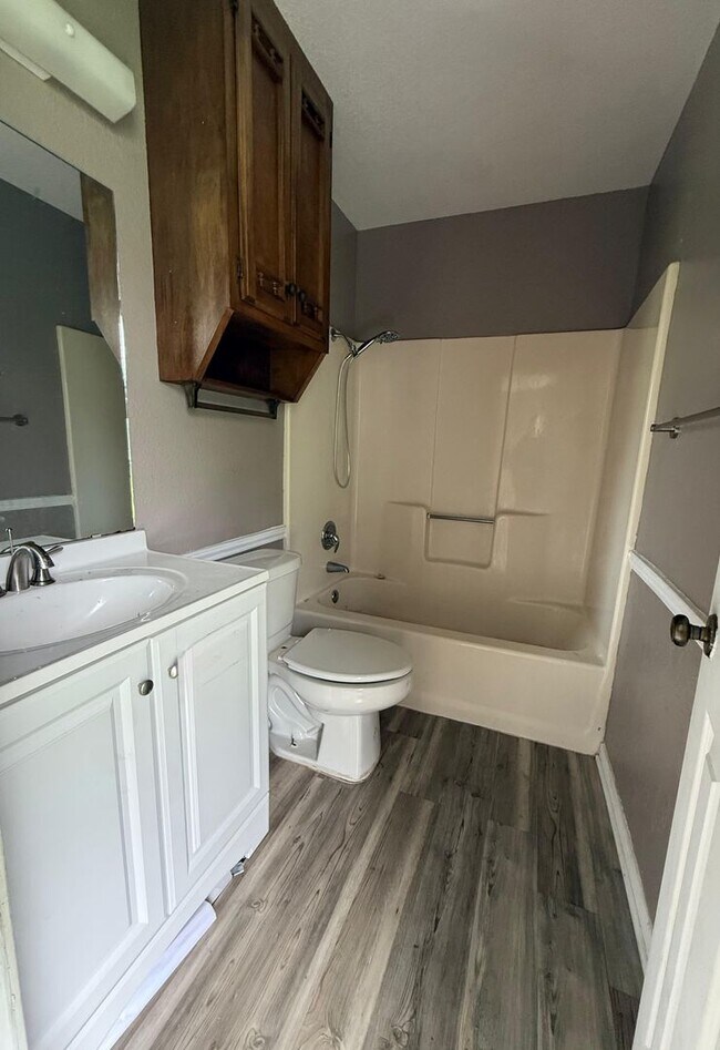 Building Photo - House For Rent 2065 88th Cir, Beaumont, TX 77707
