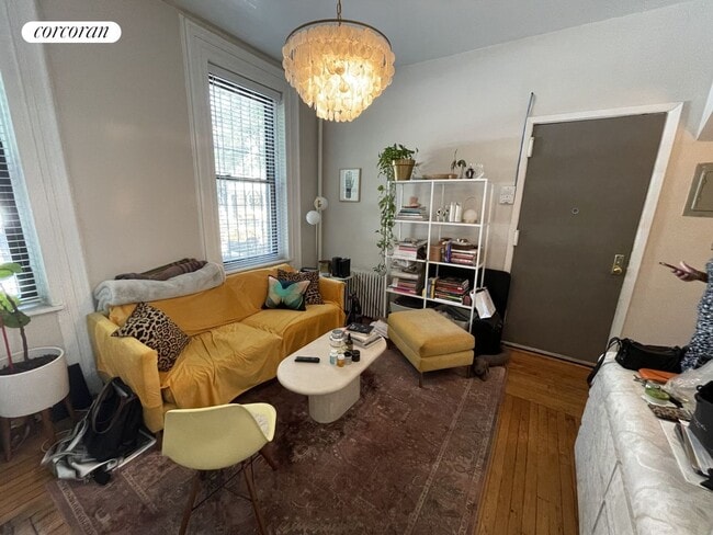 Primary Photo - 257 Adelphi St