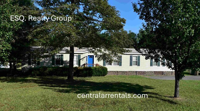 Building Photo - 16801 Cornfield Dr