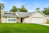 Building Photo - 910 Companion Dr