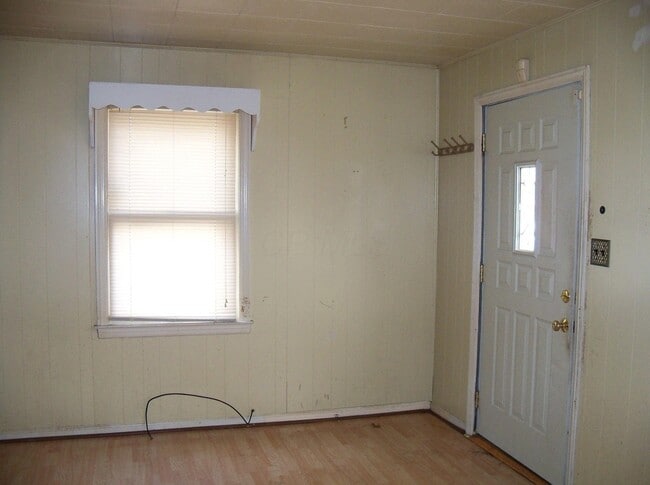 Building Photo - 2396 Park Ct