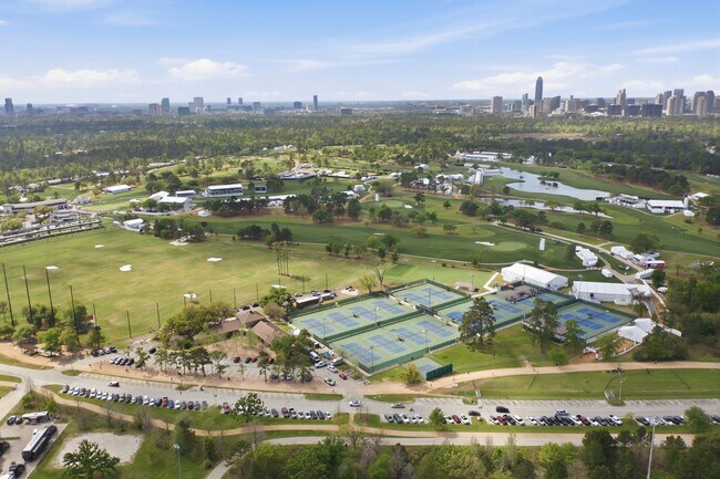 Building Photo - 2214 Radcliffe St