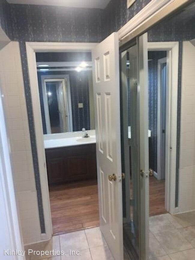 Building Photo - 1 br, 1.5 bath House - 7430 Ashfield Court