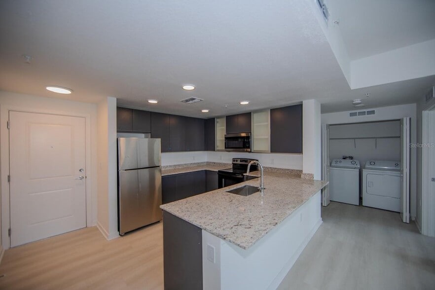 Building Photo - 5579 Millenia Park Blvd