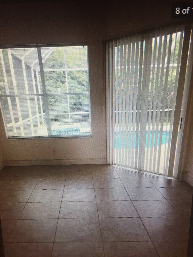 Building Photo - 7165 42nd Ct E