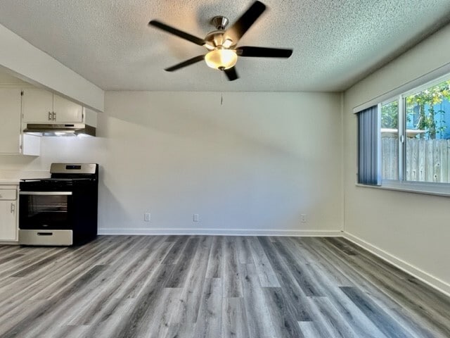 Building Photo - 7721 Fir Dr