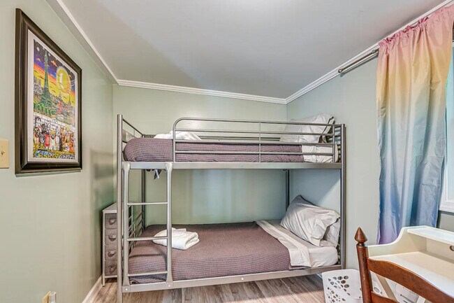 Building Photo - 4984 Webster Rd