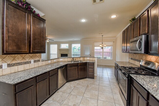 Building Photo - 20810 Fair Walnut Way