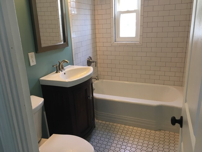 Building Photo - 4341 W 215th St