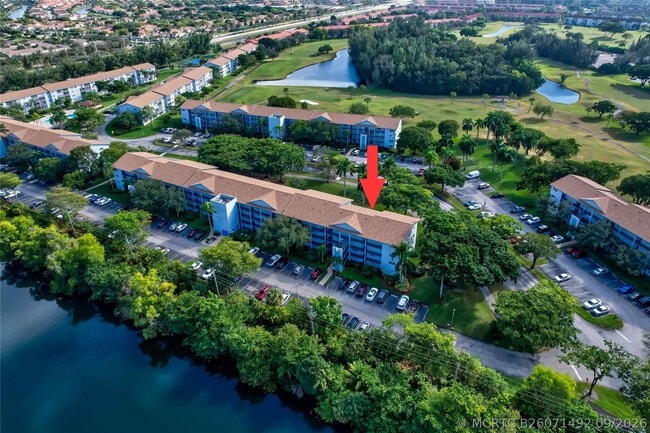 Building Photo - 12600 SW 5th Ct