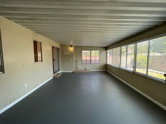 Building Photo - 12803 Muroc St