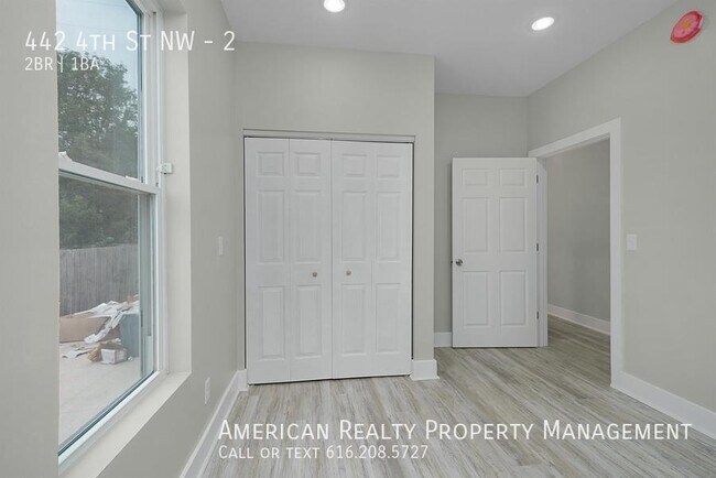 Building Photo - 442 4th St NW