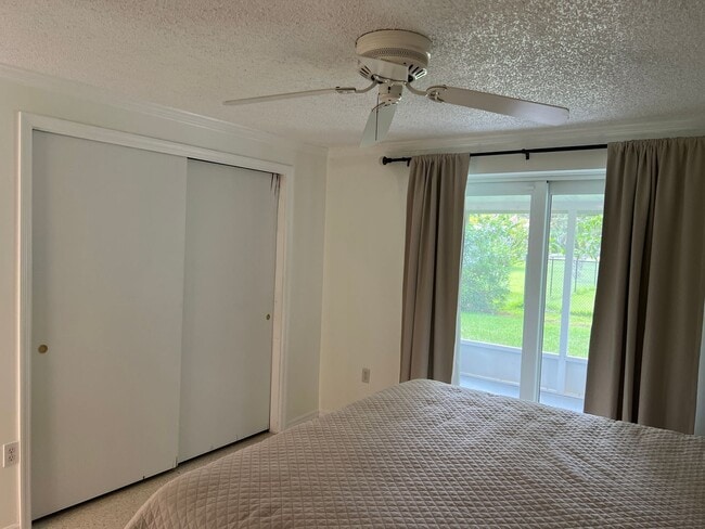 Building Photo - 2 Bedroom 2 Bath Single Family Home