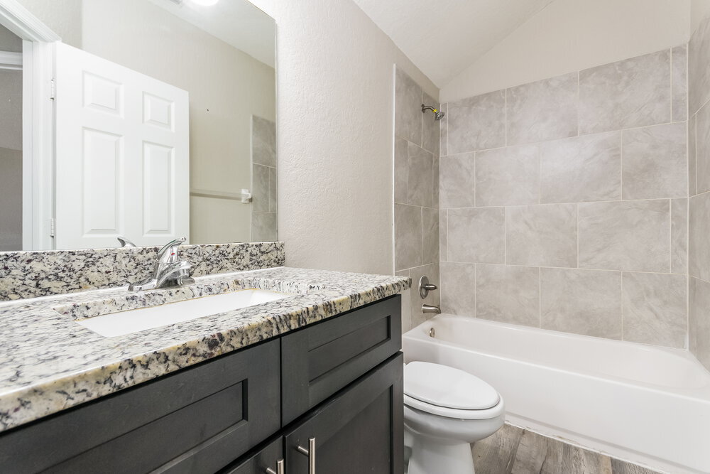 Building Photo - 2207 Santa Lucia St