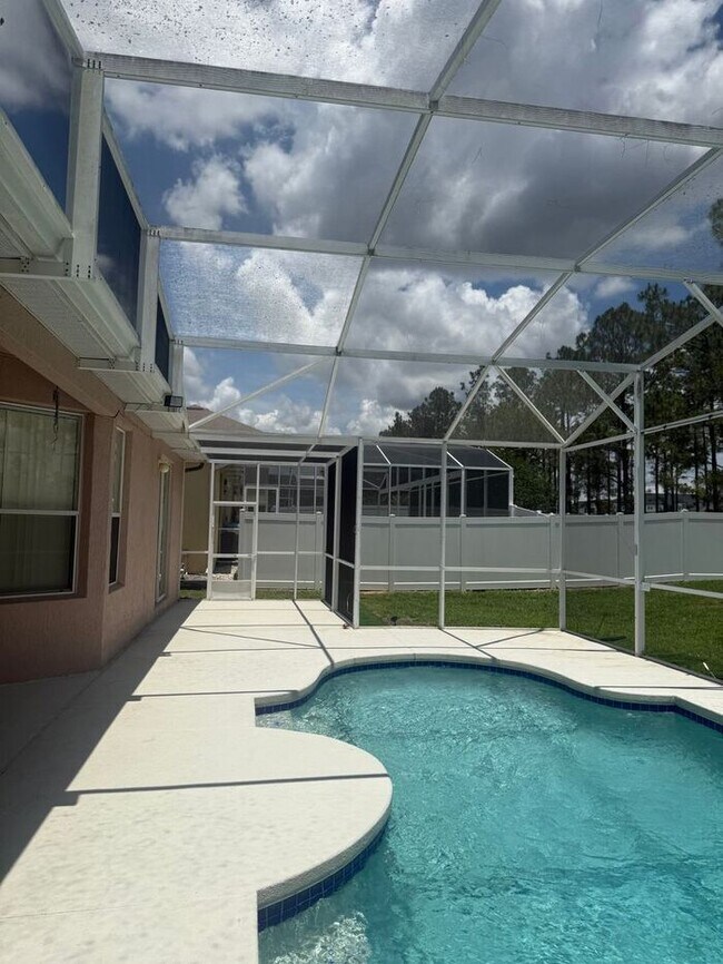 Building Photo - Beautiful Pool Home in Highlands Reserve golf community