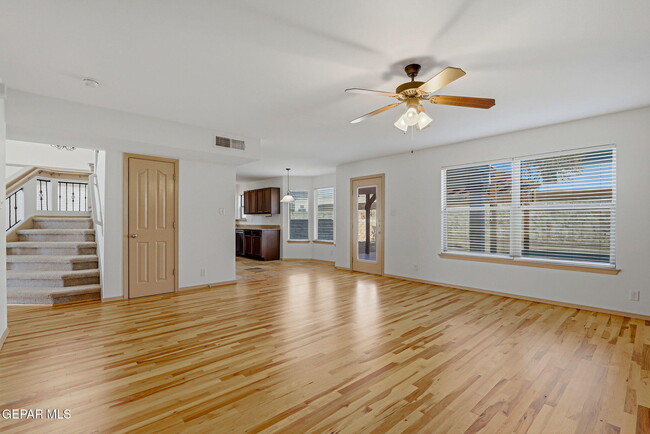 Building Photo - 6524 Latimer Place