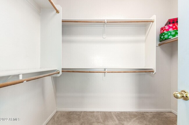 Building Photo - 16071 W Gelding Dr