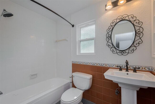 Building Photo - 3614 Spring Arbor Way