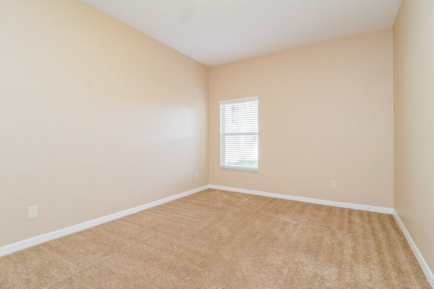 Building Photo - 1320 Falconwood Ct