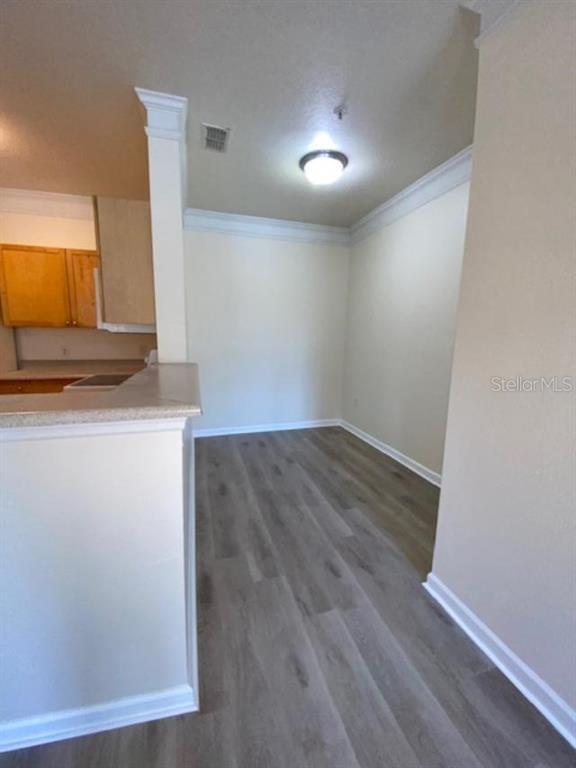 Building Photo - 8849 Villa View Cir