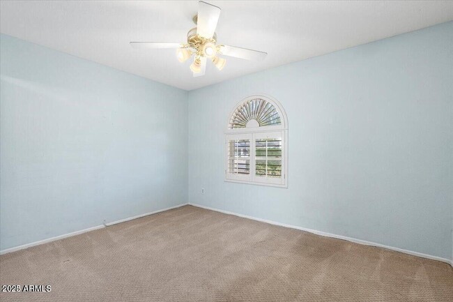 Building Photo - 5345 E Crocus Dr