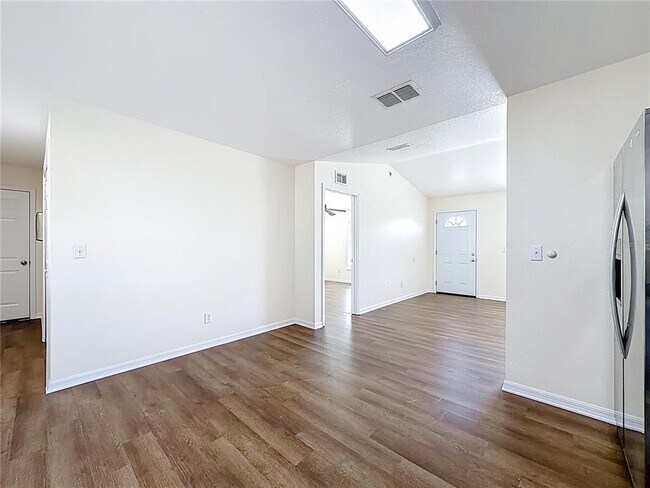 Building Photo - 7 Hemlock Loop Pass