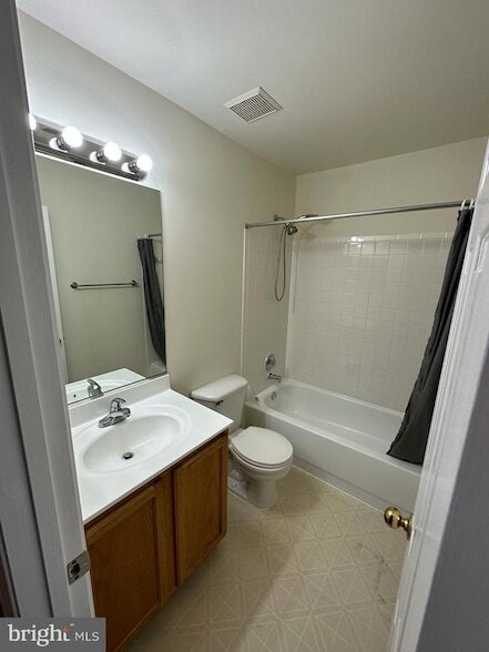Building Photo - 13517 Bannacker Pl