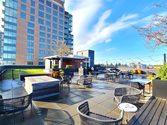 Building Photo - Mira Flats unit #324 Contemporary Open 1Bd...