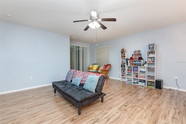 Building Photo - 1569 Tamarind Rd