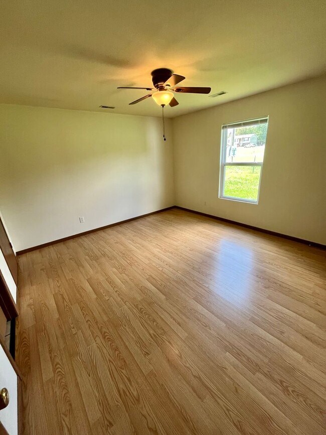 Building Photo - All Inclusive Duplex - 3 Bedroom; 2 Bathroom
