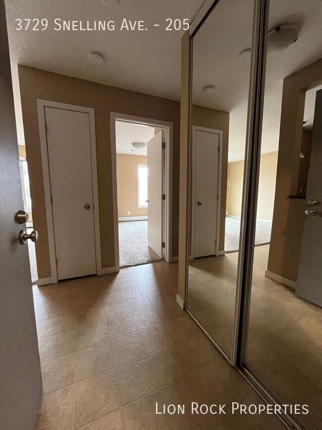 Building Photo - 3729 Snelling Ave