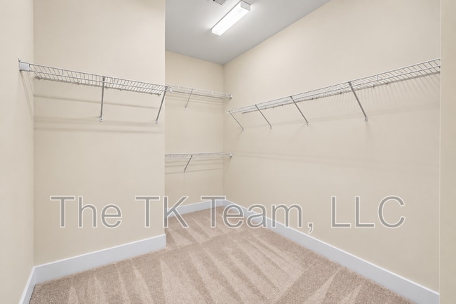 Building Photo - 2712 Grand Union Way