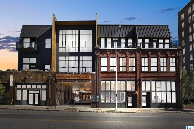 Building Photo - 2212 Morris Ave