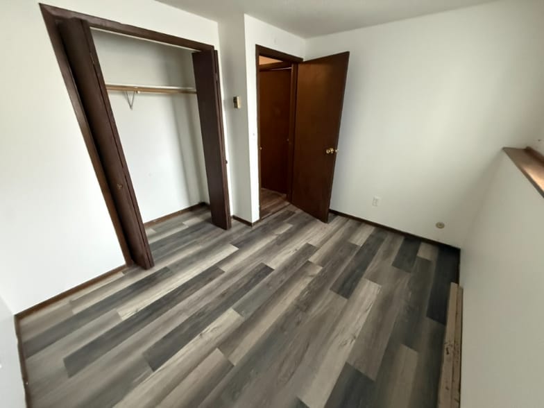 Building Photo - 319 N 50th St