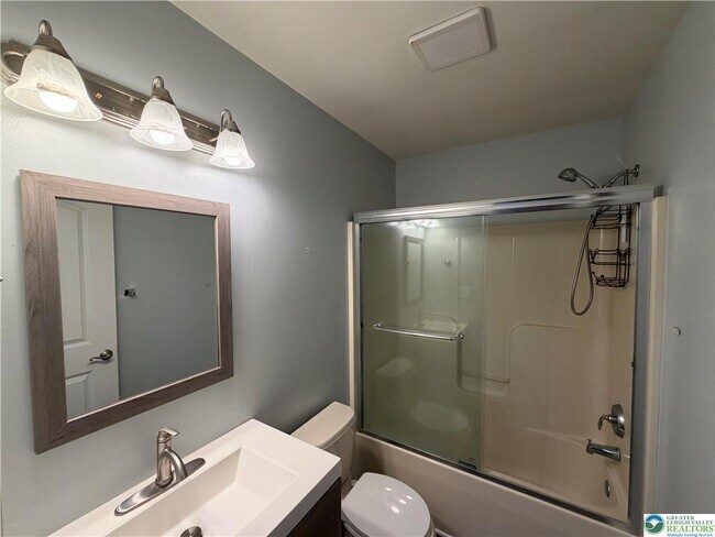 Building Photo - 7109 Hunt Dr