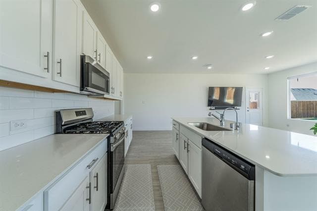 Building Photo - 7021 Black Ash Ln