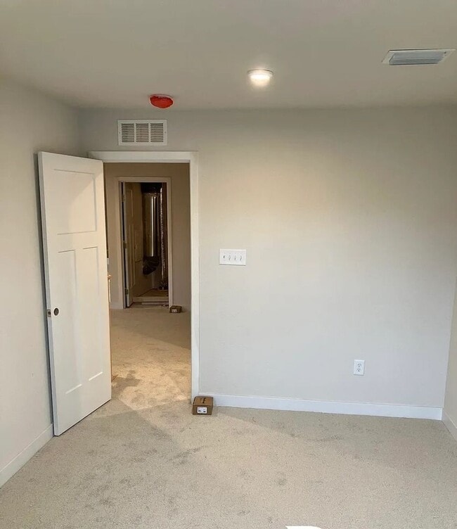 Building Photo - 317 Egret Ct