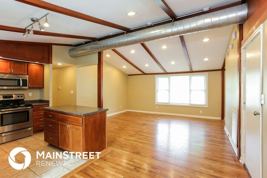 Building Photo - 5612 N Euclid Ave