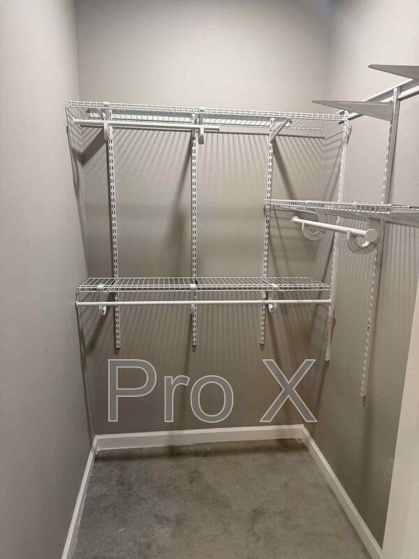 Building Photo - 321-323 S. 4th St