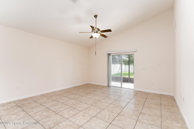 Building Photo - 1695 Litchfield Dr