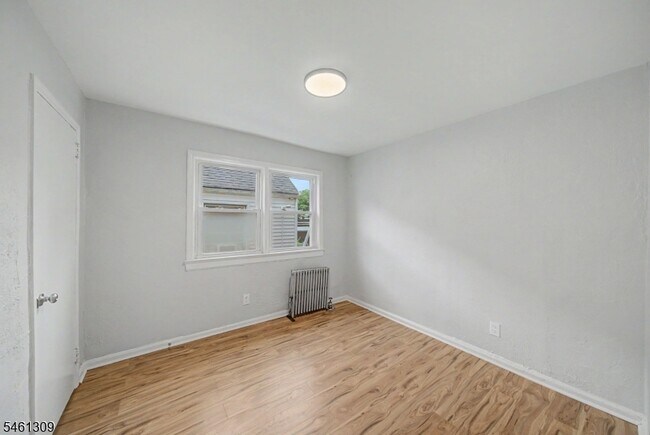 Building Photo - 1019 Rivington St