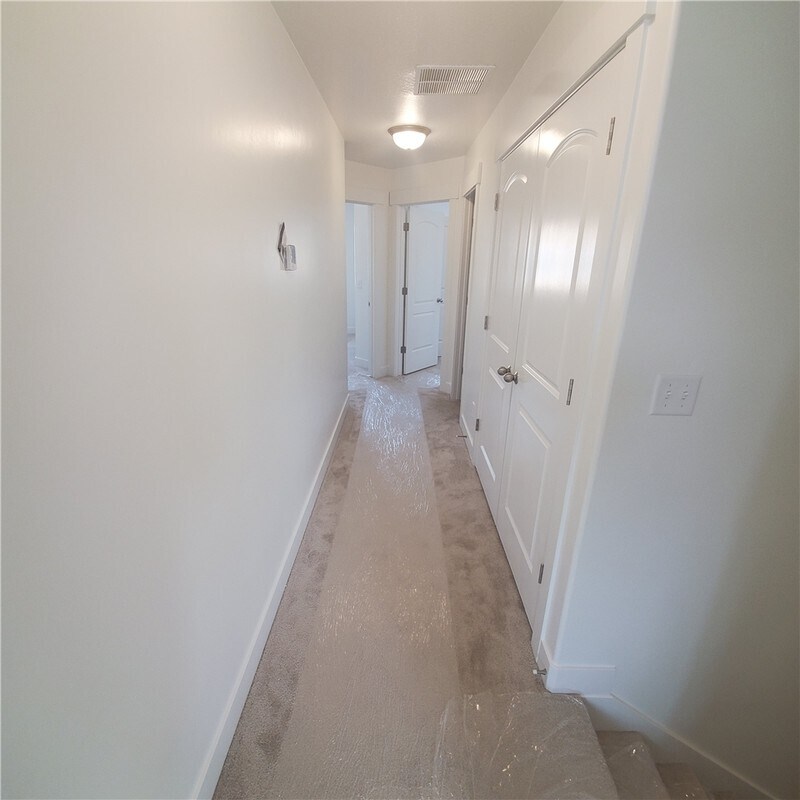 Building Photo - 1545 N 3860 W