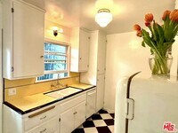 Building Photo - 1325 Washington Ave