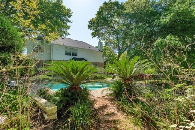 Building Photo - 30103 Wingfoot Cove